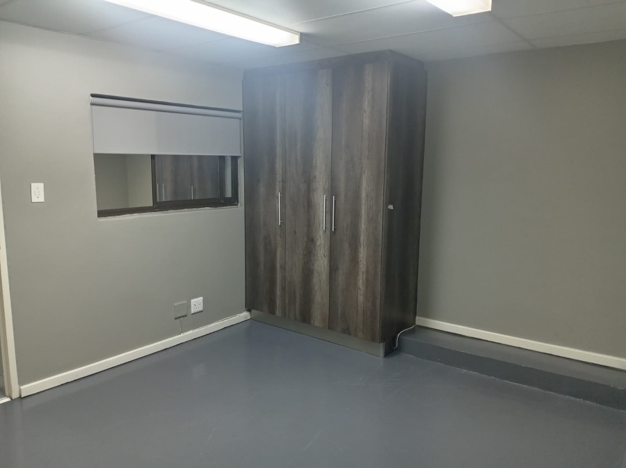 To Let 2 Bedroom Property for Rent in Quigney Eastern Cape